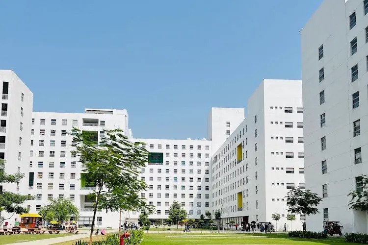 Bennett University School of Law